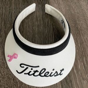 Titleist women’s vintage Brestcancer Visor